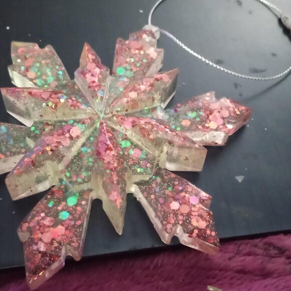 Handmade Red and Green Snowflake Ornament - Picture 5 of 5